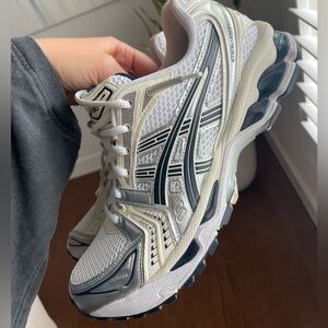 ASICS Gel Kayano 14